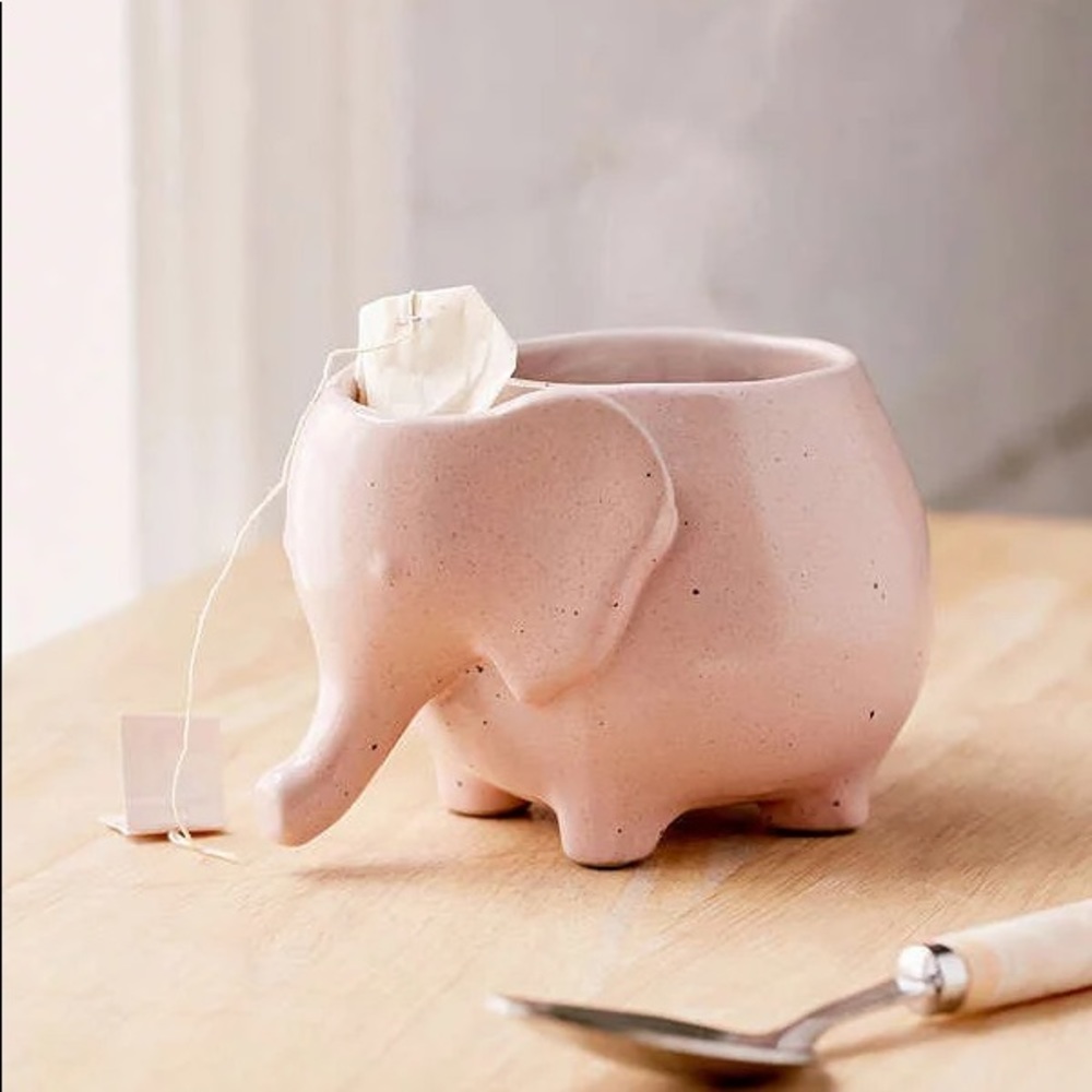 UO Elephant Tea Mug